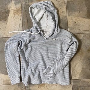 O’Neill size small light sweatshirt